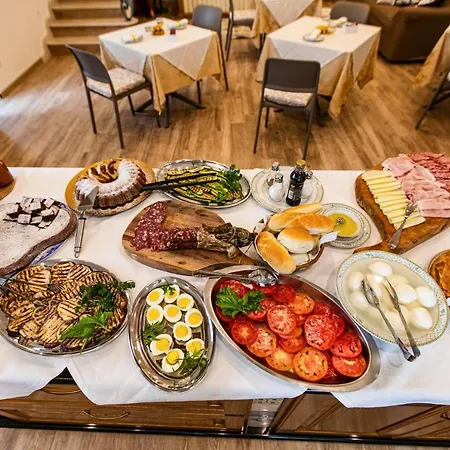 Al Chiaro Di Luna Bed and breakfast