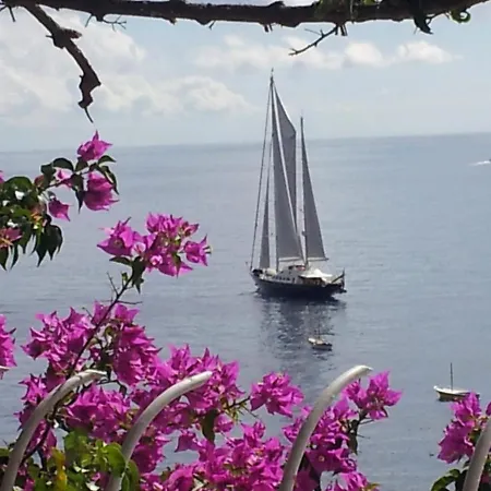 Bed and breakfast Al Chiaro Di Luna 2*
