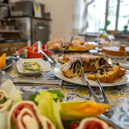 Al Chiaro Di Luna Bed & Breakfast Agerola