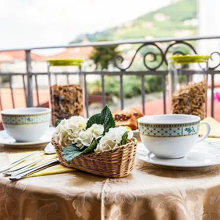 Frühstückspension Al Chiaro Di Luna Agerola